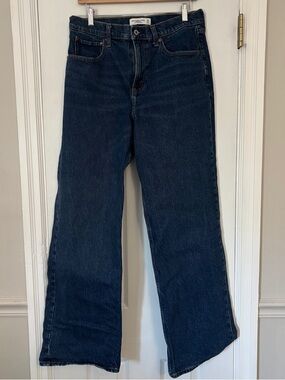 Abercrombie & Fitch | High Rise 90’s Relaxed